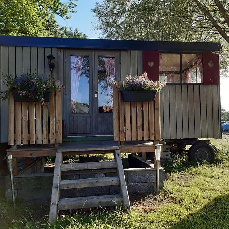 Pipowagen 'klein Hoonhorst' Appartement Putten Buitenkant foto