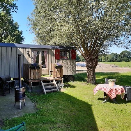 Pipowagen 'klein Hoonhorst' Appartement Putten Buitenkant foto